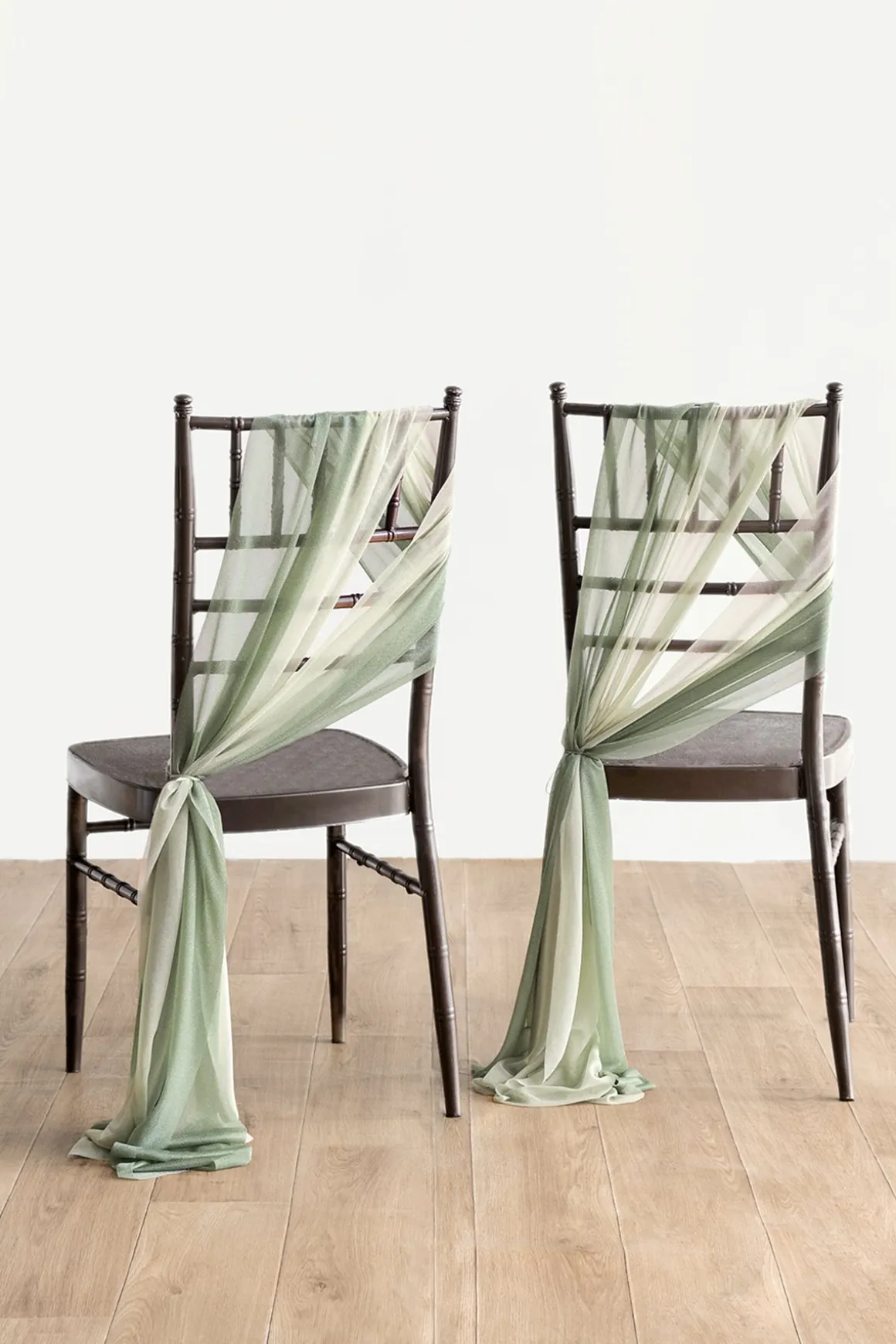 Aisle & Chair Decor Set in White & Sage