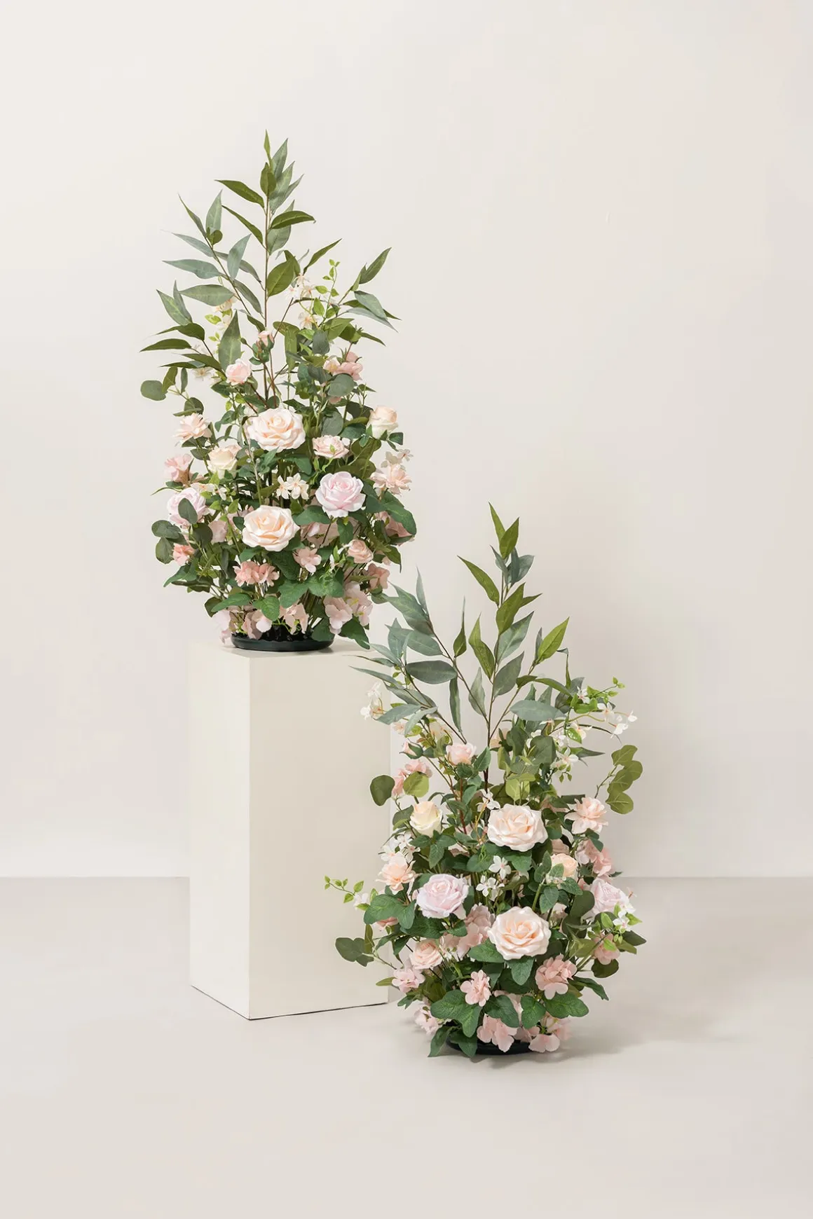 Altar Decor Free-Standing Flowers in Blush & Cream