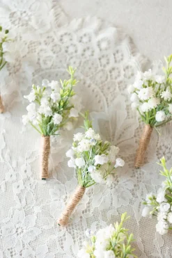 Boutonnieres for Guests in Baby's Breath