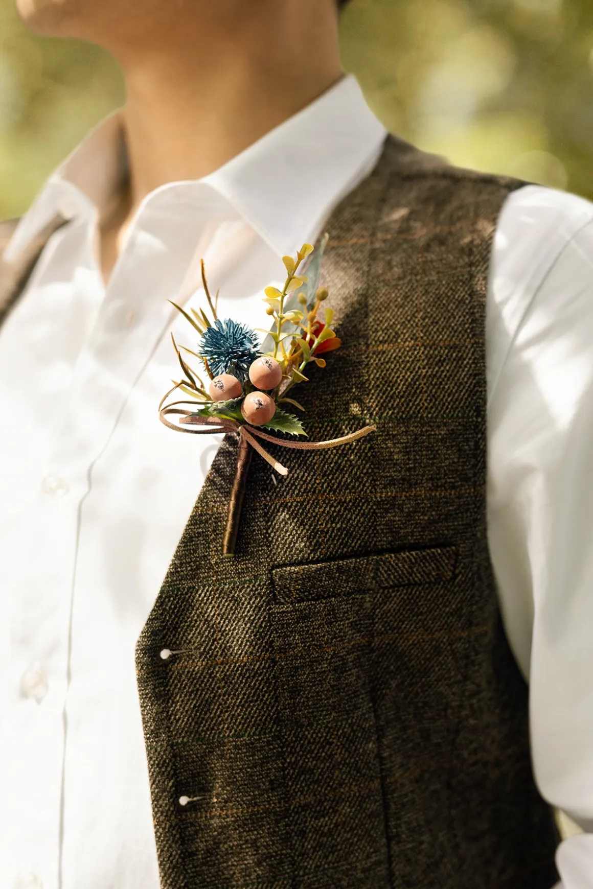 Boutonnieres for Guests in Dark Teal & Burnt Orange | Clearance