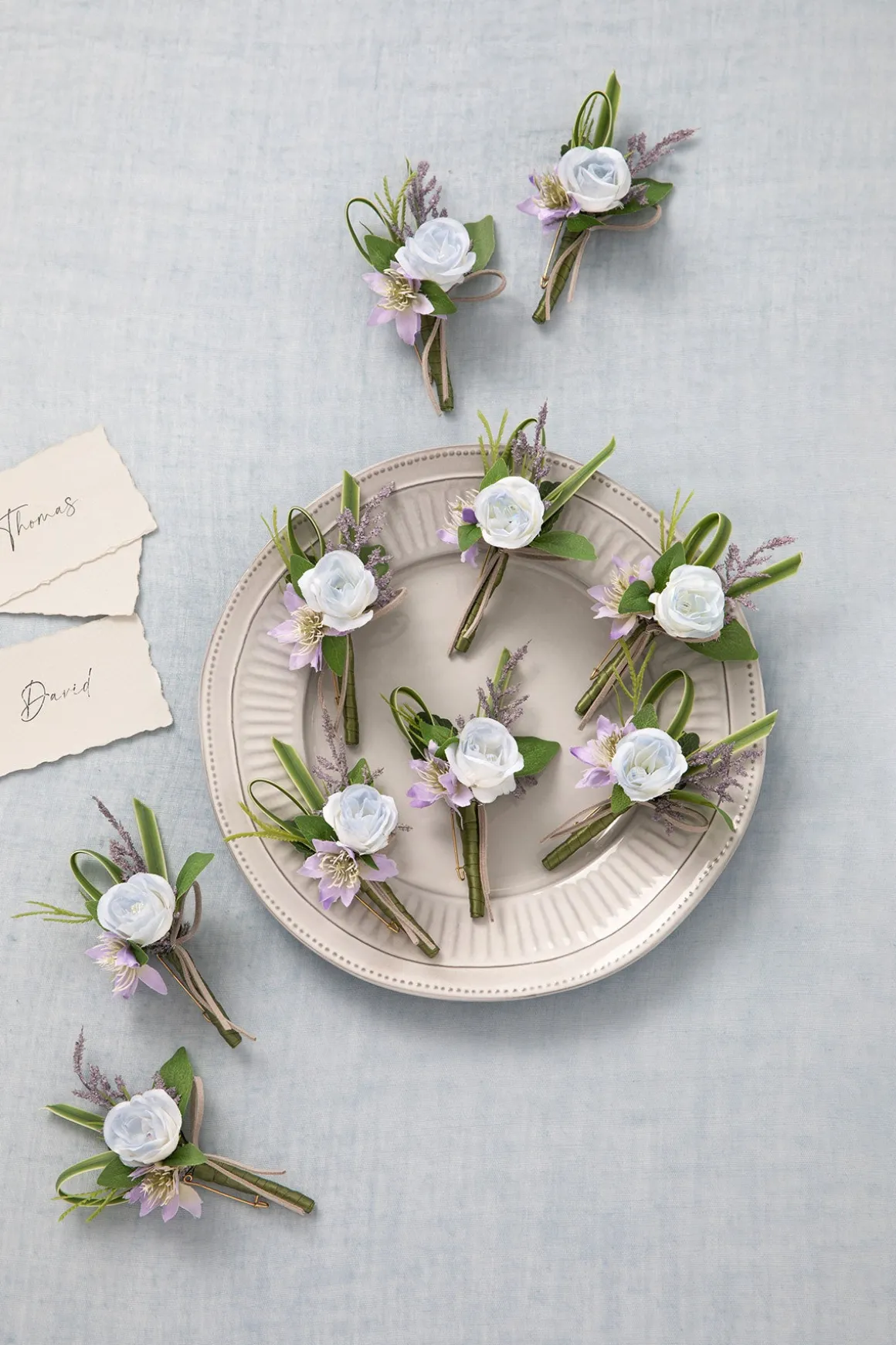 Boutonnieres for Guests in Ethereal Purple Dream | Clearance
