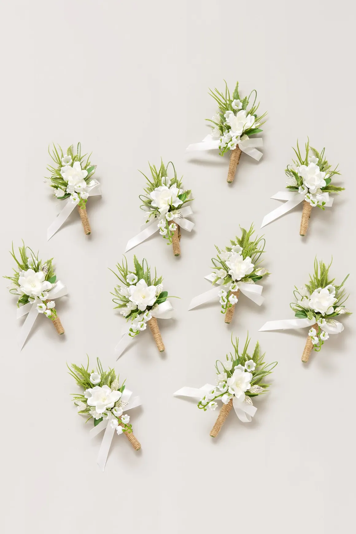 Boutonnieres for Guests in May Lily & Olive
