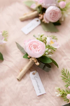Boutonnieres in Blush & Cream