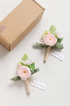 Boutonnieres in Blush & Cream