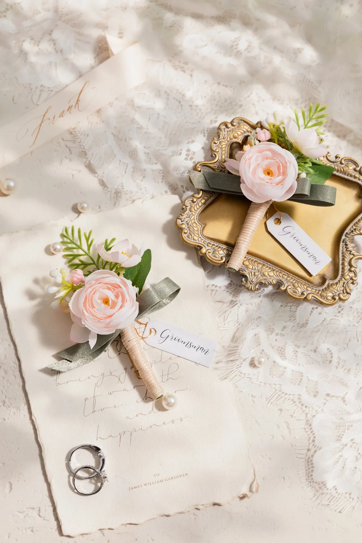 Boutonnieres in Blush & Cream