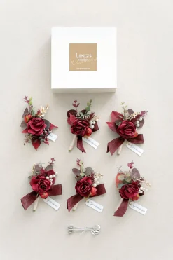 Boutonnieres in Burgundy & Dusty Rose
