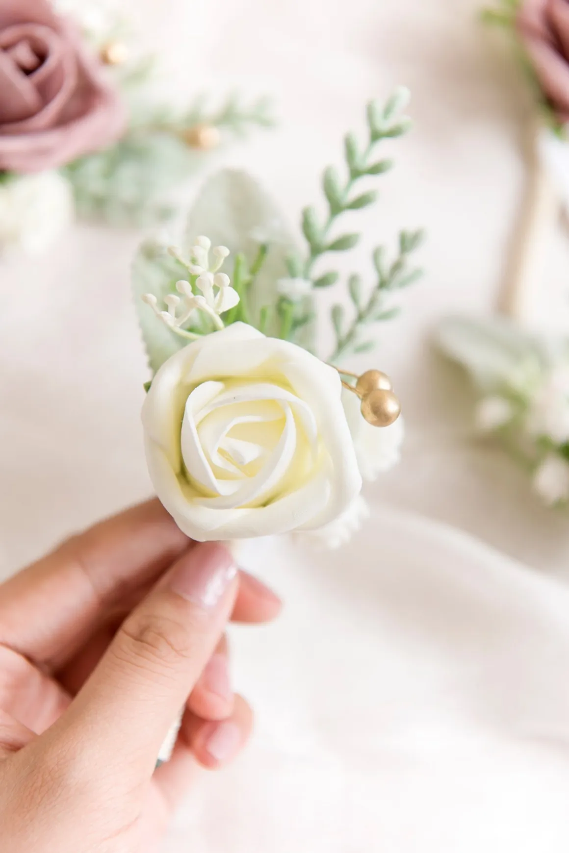 Boutonnieres in Dusty Rose & Cream (Set of 6)