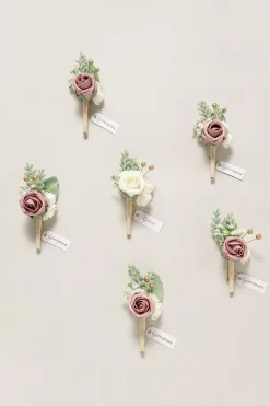 Boutonnieres in Dusty Rose & Cream