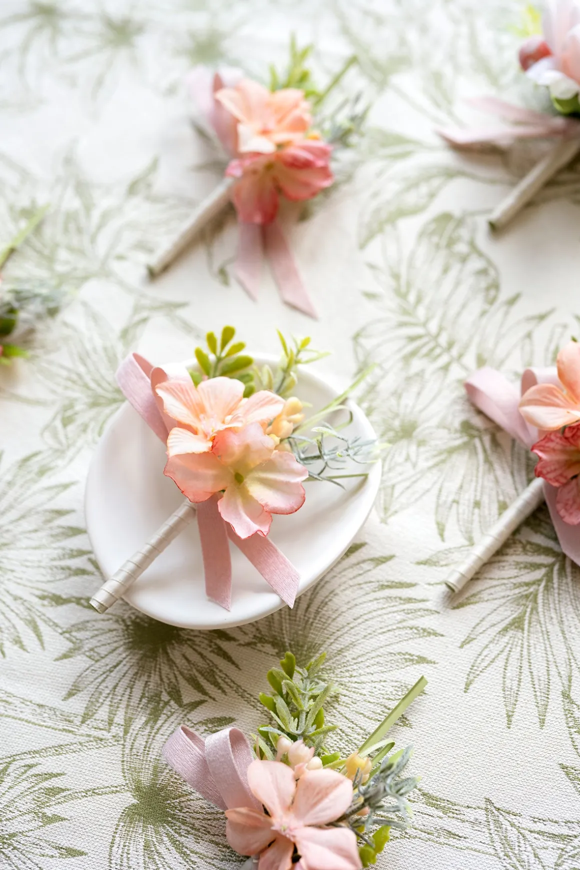Boutonnieres in Garden Blush | Clearance