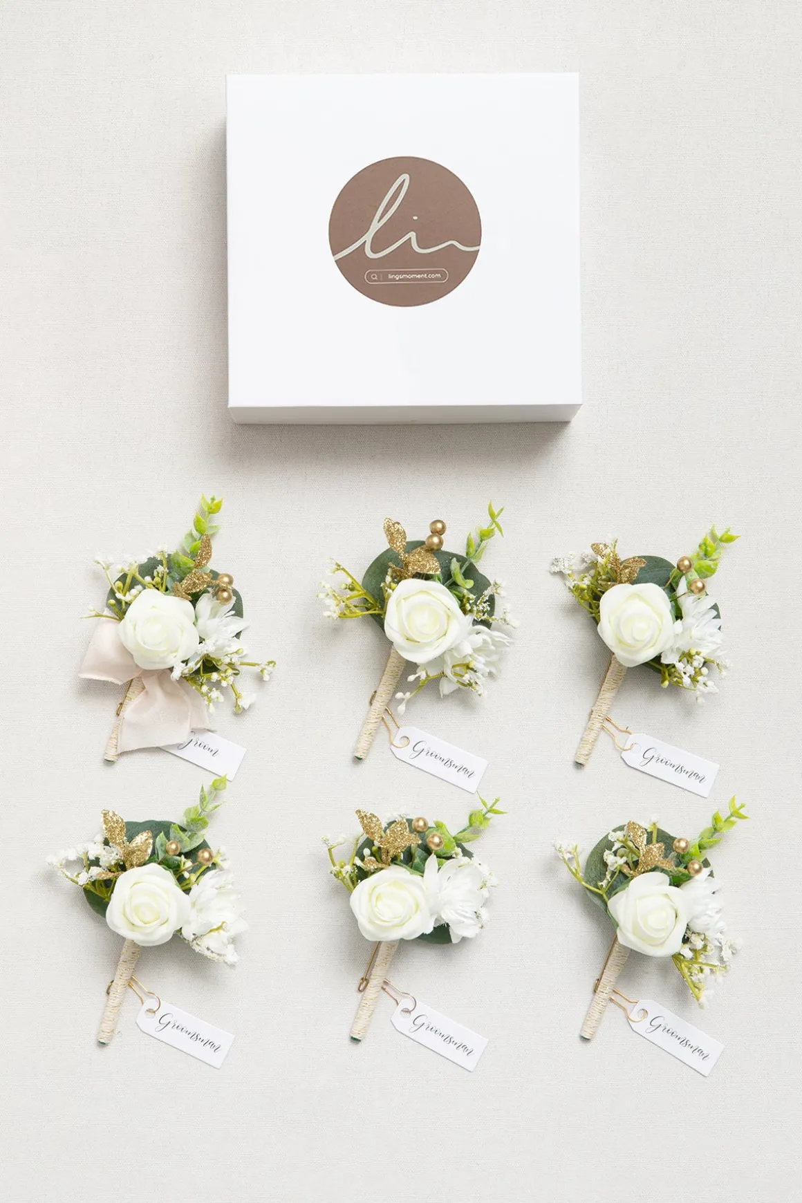 Boutonnieres in Ivory (Set of 6)