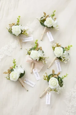 Boutonnieres in Ivory (Set of 6)