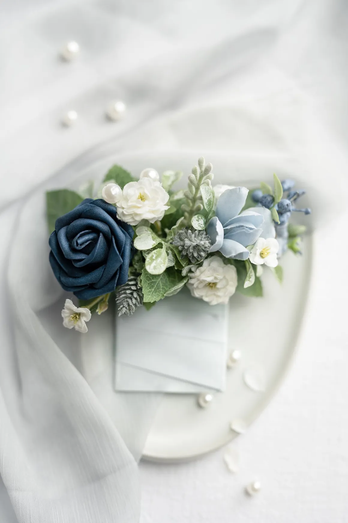 Boutonnieres in Noble Navy Blue