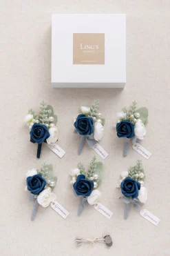 Boutonnieres in Noble Navy Blue