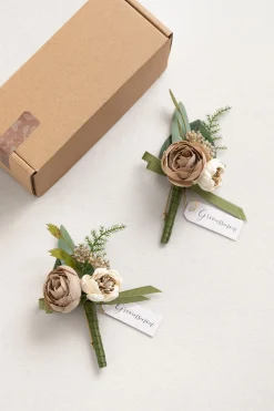 Boutonnieres in Tawny Beige & Beige