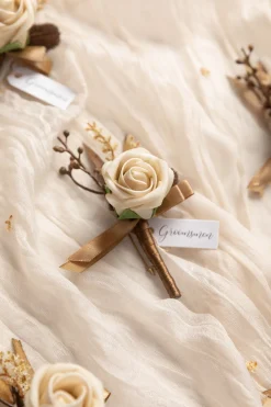 Boutonnieres in Tawny Beige & Sand Beige