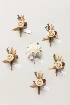 Boutonnieres in Tawny Beige & Sand Beige