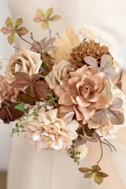 Bridesmaid Bouquet in Organic Sand Beige Elegance