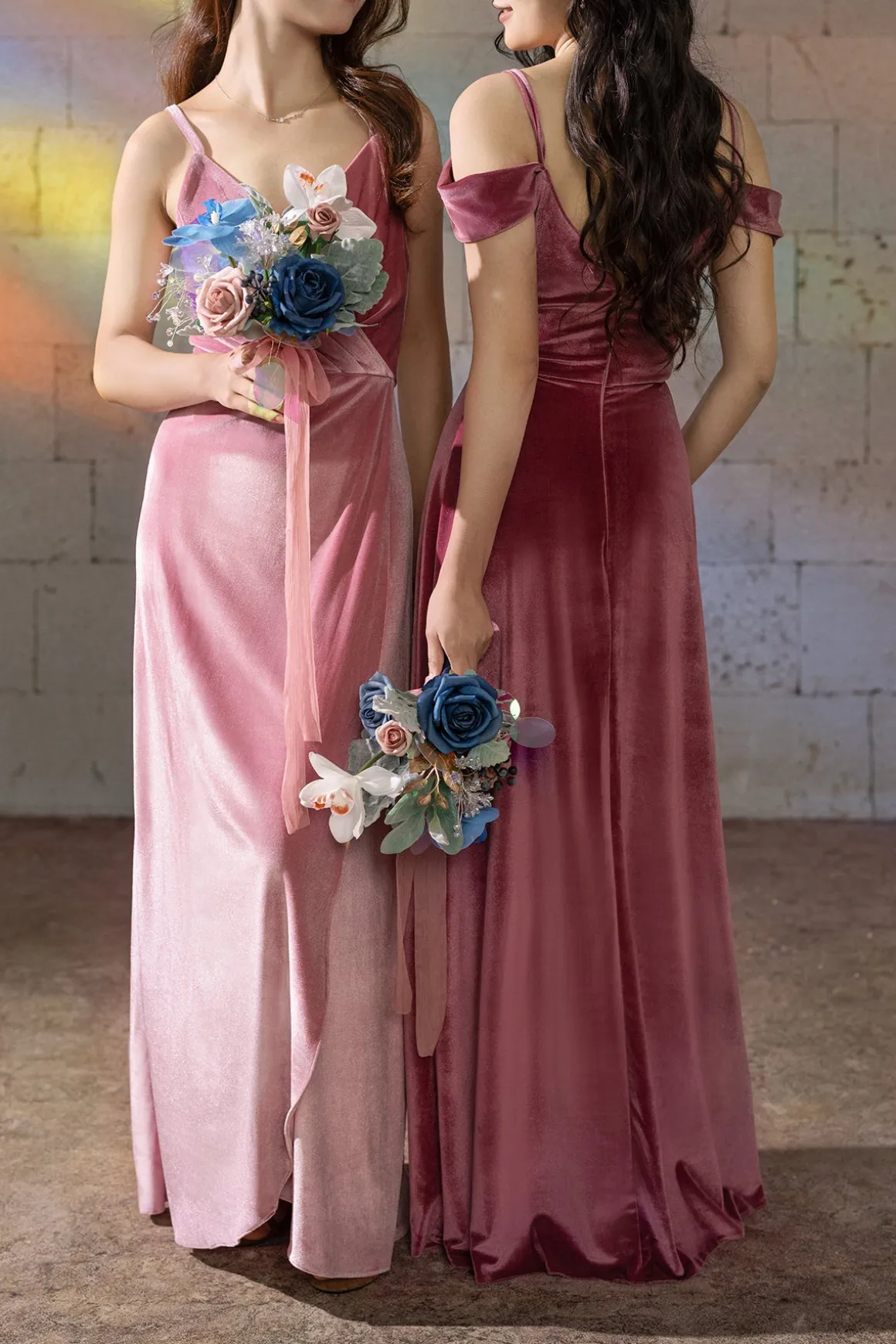 Bridesmaid Posy in Dusty Rose & Navy | Clearance