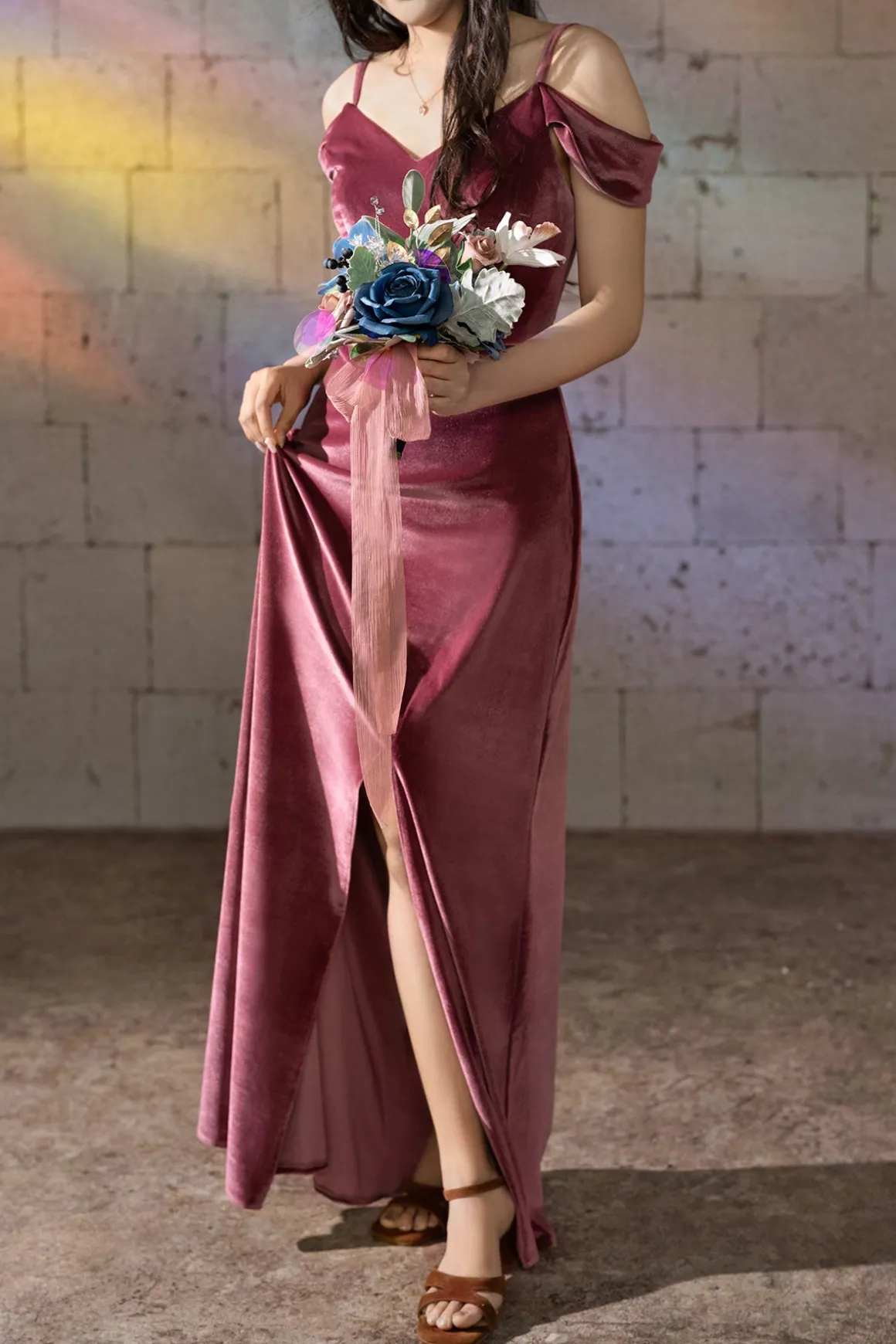 Bridesmaid Posy in Dusty Rose & Navy | Clearance