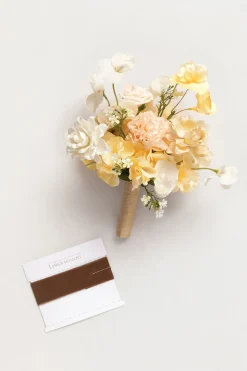 Bridesmaid Posy in Earth Brown & Butter Yellow (Set of 1)