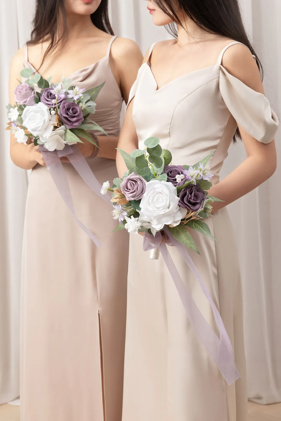 Bridesmaid Posy in Lilac & White | Clearance