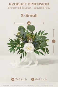 Bridesmaid Posy in Natural Whites
