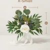 Bridesmaid Posy in Natural Whites（Set of 1 ）