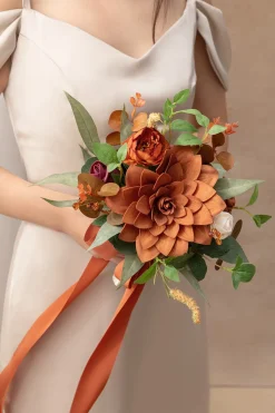 Bridesmaid Posy in Terracotta & Burnt Orange