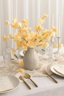 Butter Yellow Sweet Pea with Stem