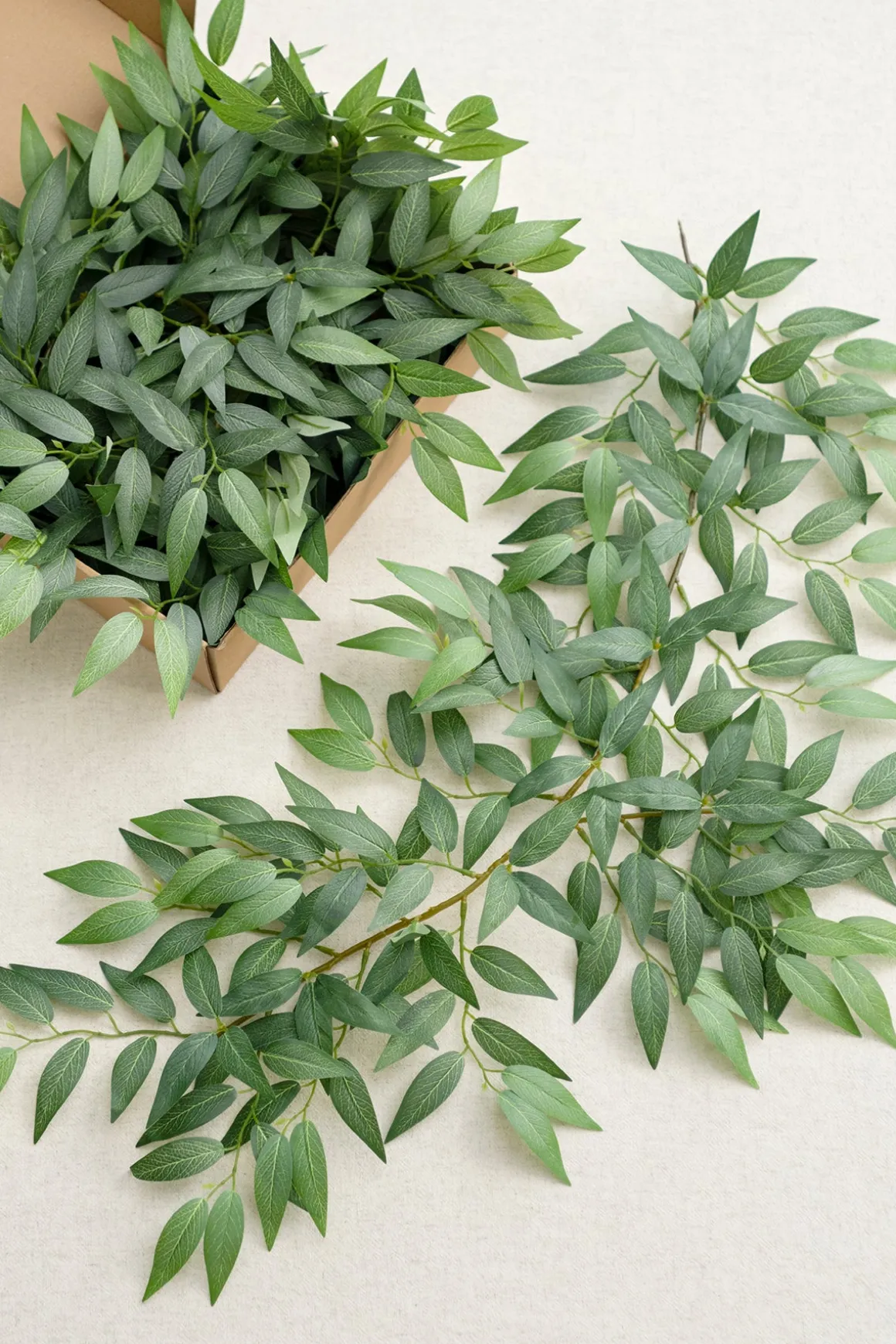 2.3ft Laurel Leaves Vines - 6PCS
