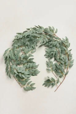 5.9ft Willow Leaf Greenery Garland