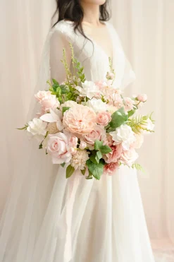 Medium Free-Form Bridal Bouquet in Blush & Cream