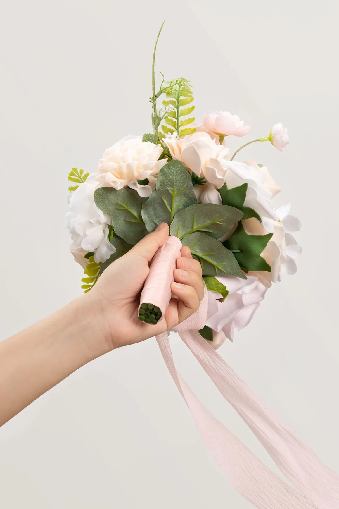 Round Bridesmaid Bouquets in Blush & Cream (Set of 1)