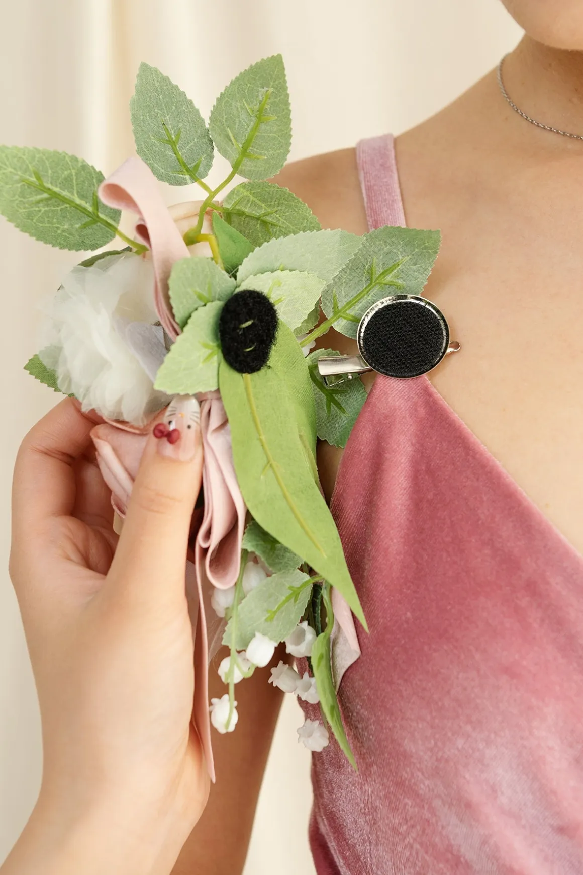 Shoulder Corsages in Dusty Rose & Cream | Clearance